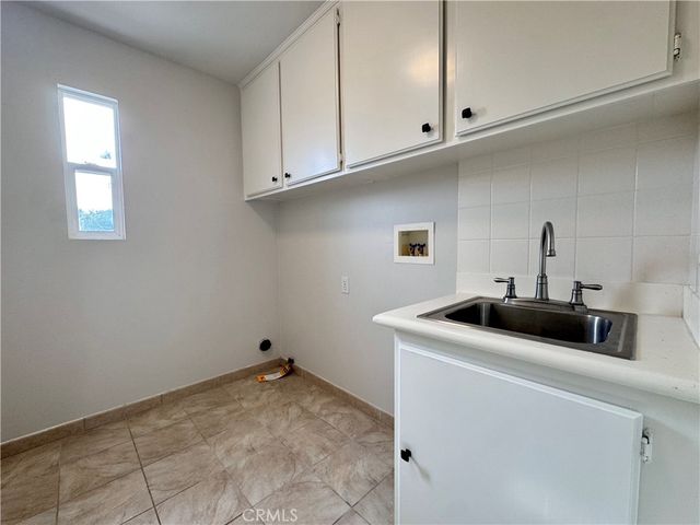 39 Eaglecreek, Irvine, CA 92618