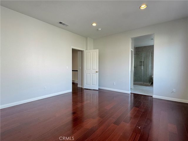 39 Eaglecreek, Irvine, CA 92618