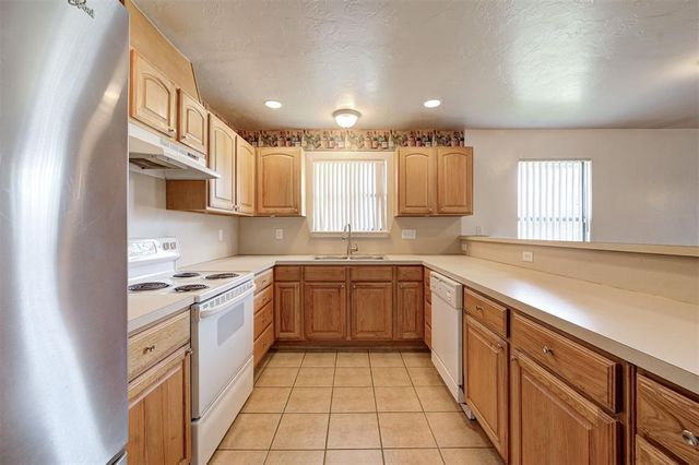 1925 N McKinley Avenue, Oklahoma City, OK 73106