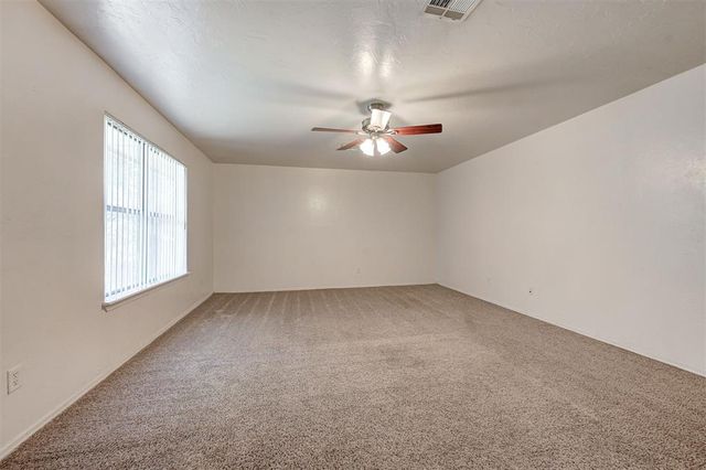 1925 N McKinley Avenue, Oklahoma City, OK 73106