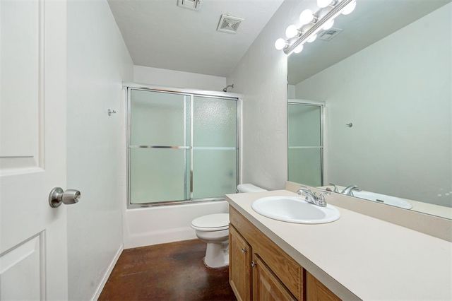 1925 N McKinley Avenue, Oklahoma City, OK 73106