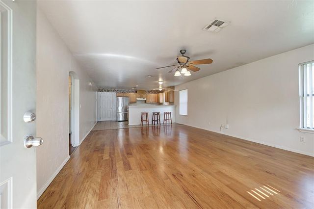 1925 N McKinley Avenue, Oklahoma City, OK 73106