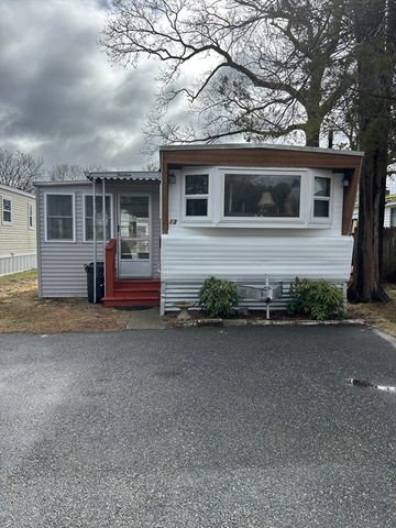 13 Berkeley Street, Tewksbury, MA 01876