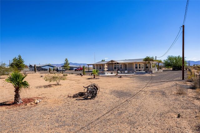 4206 N Cordes Road, Golden Valley, AZ 86413