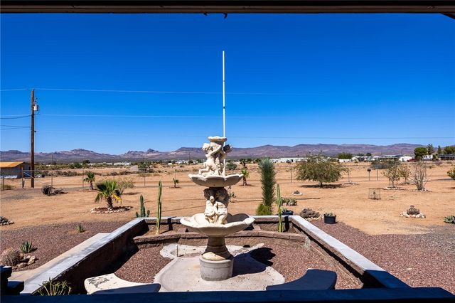 4206 N Cordes Road, Golden Valley, AZ 86413