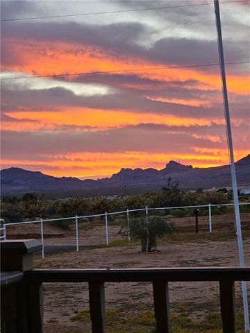 4206 N Cordes Road, Golden Valley, AZ 86413