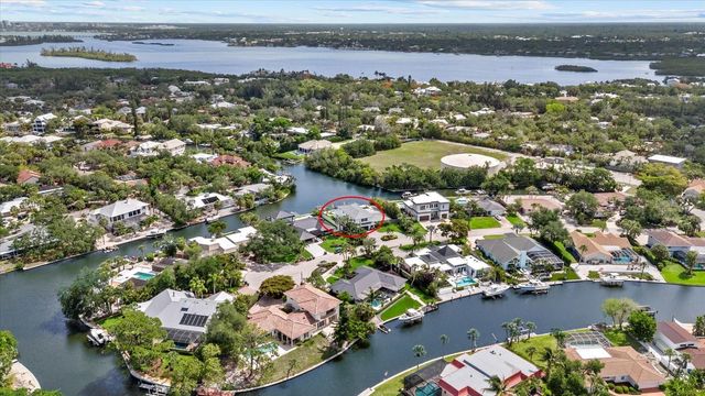 813 IDLEWILD WAY, Sarasota, FL 34242