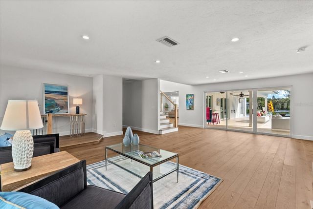 813 IDLEWILD WAY, Sarasota, FL 34242