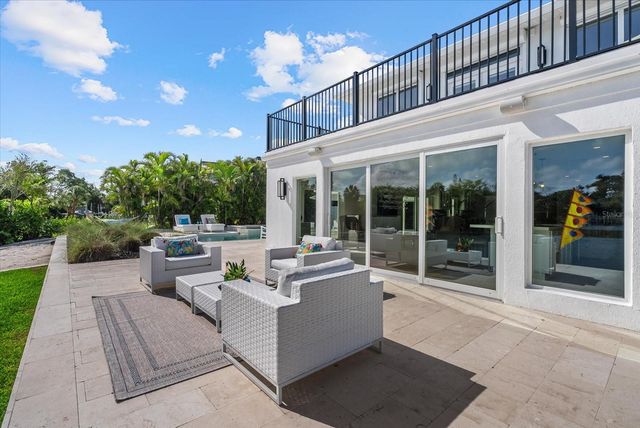 813 IDLEWILD WAY, Sarasota, FL 34242