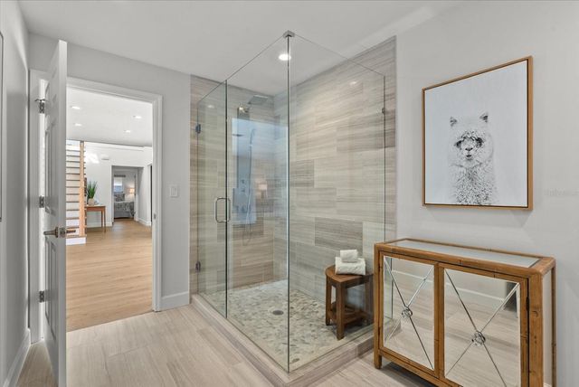 813 IDLEWILD WAY, Sarasota, FL 34242