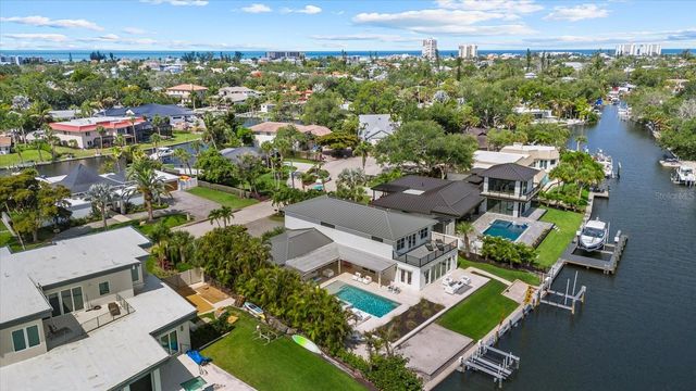 813 IDLEWILD WAY, Sarasota, FL 34242
