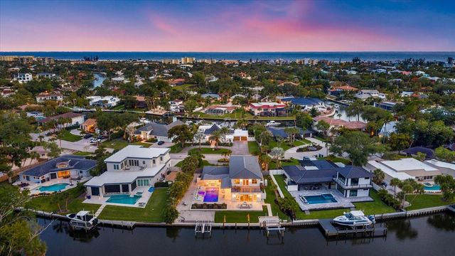 813 IDLEWILD WAY, Sarasota, FL 34242