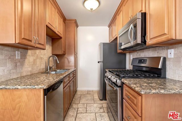 1015 Ashland Avenue 3, Santa Monica, CA 90405