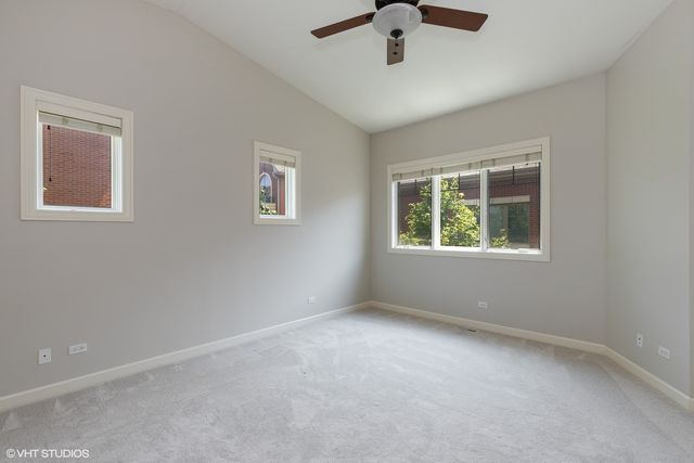 21 NORTHFIELD Terrace 21, Wheeling, IL 60090