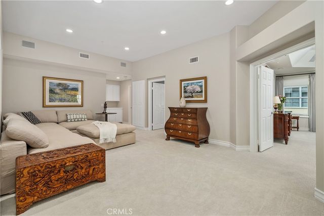 24918 Vista Verenda, Woodland Hills, CA 91367