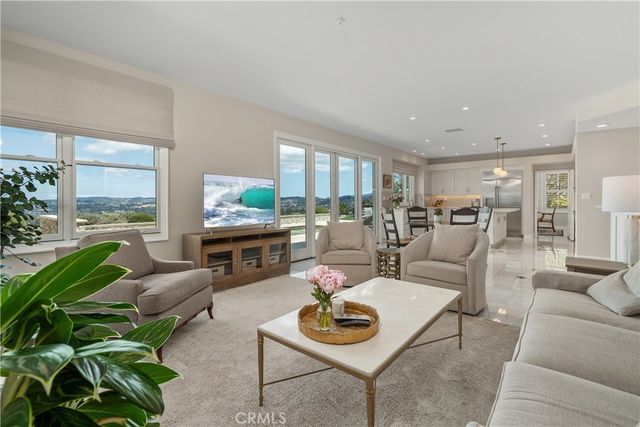 24918 Vista Verenda, Woodland Hills, CA 91367