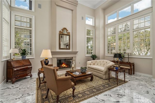 24918 Vista Verenda, Woodland Hills, CA 91367