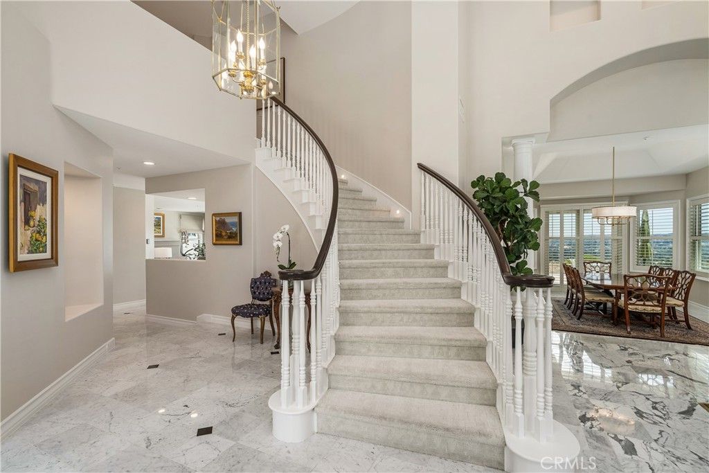 24918 Vista Verenda, Woodland Hills, CA 91367