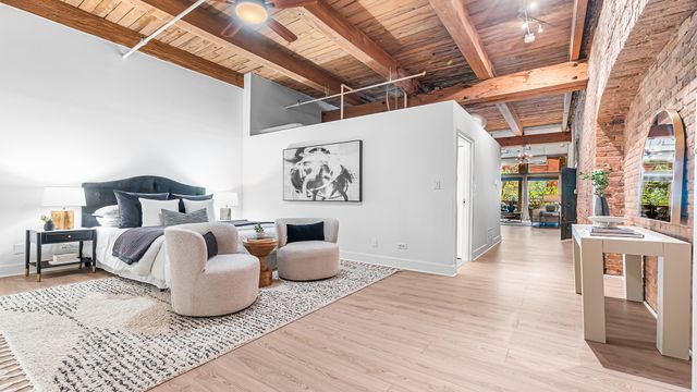 400 S Green Street 218, Chicago, IL 60607