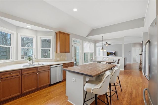 610 Wildmeadow Glenn, Cumming, GA 30040