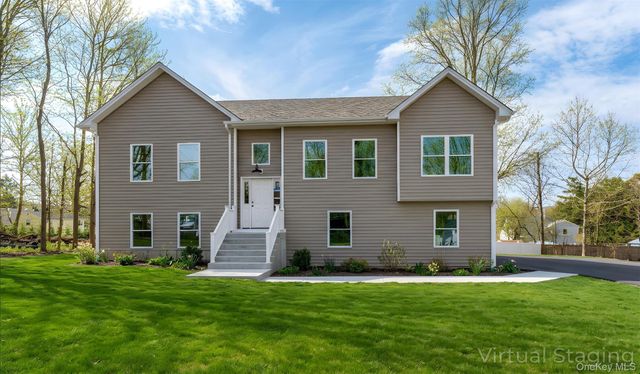 744 9W Route, Valley Cottage, NY 10989