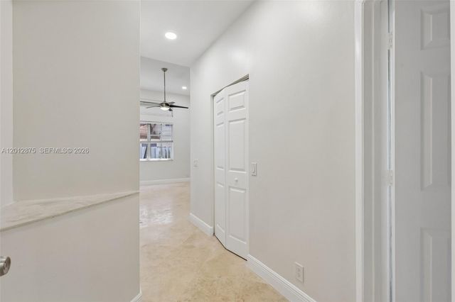 1290 Camellia Ln, Weston, FL 33326
