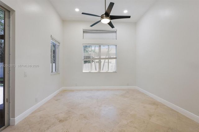 1290 Camellia Ln, Weston, FL 33326