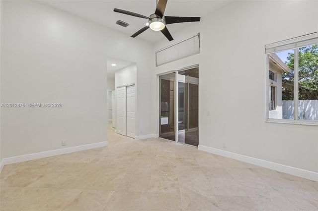 1290 Camellia Ln, Weston, FL 33326