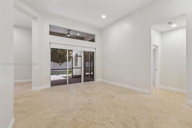 1290 Camellia Ln, Weston, FL 33326