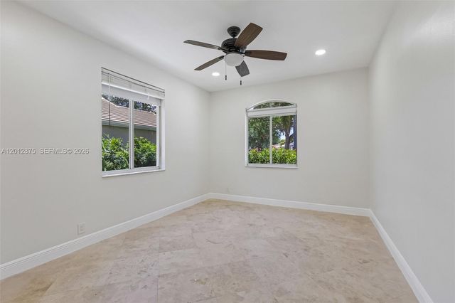 1290 Camellia Ln, Weston, FL 33326