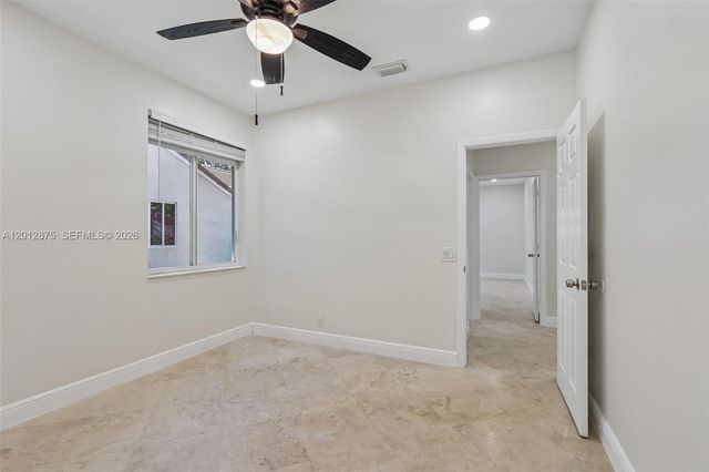 1290 Camellia Ln, Weston, FL 33326