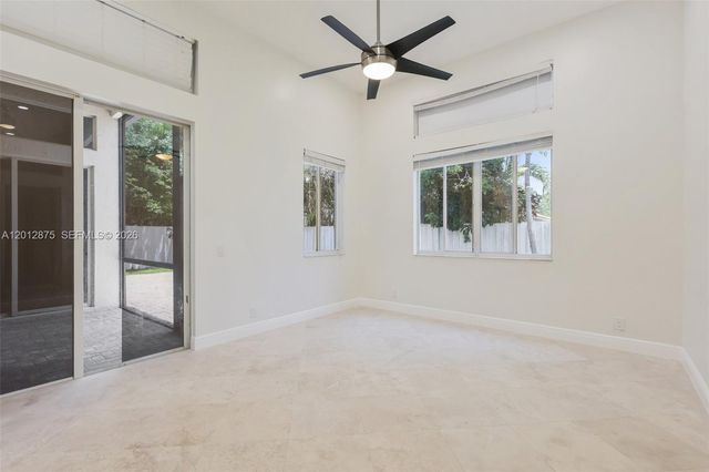 1290 Camellia Ln, Weston, FL 33326