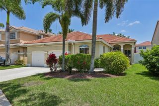 1290 Camellia Ln, Weston, FL 33326