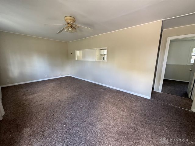 1040 S Central Avenue, Fairborn, OH 45324