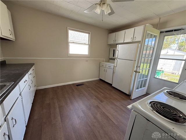 1040 S Central Avenue, Fairborn, OH 45324