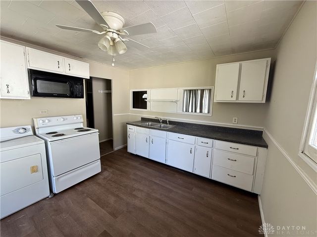 1040 S Central Avenue, Fairborn, OH 45324