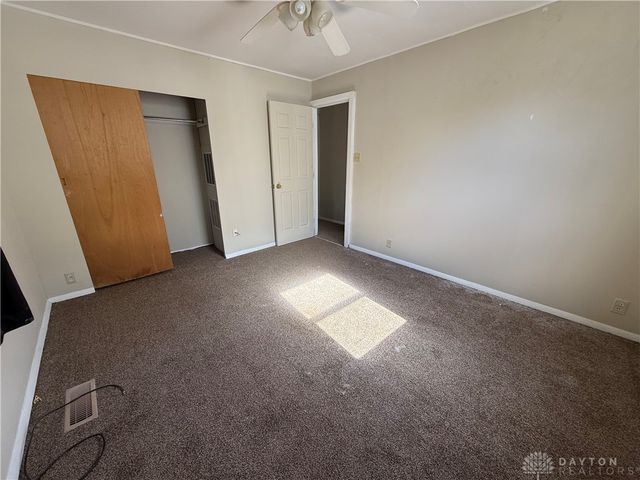 1040 S Central Avenue, Fairborn, OH 45324