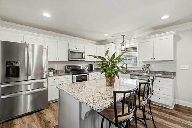 903 Love Springs Road, Cowpens, SC 29330