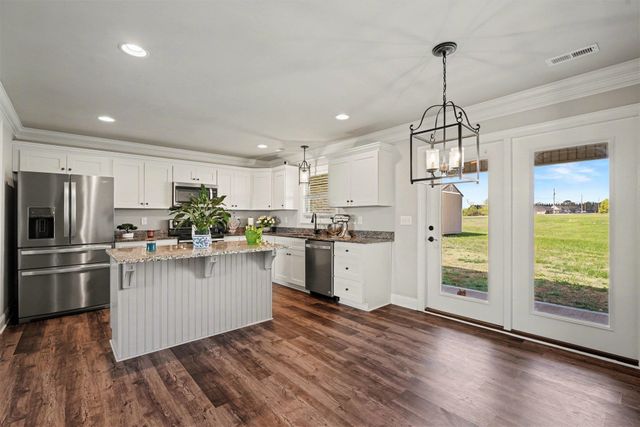 903 Love Springs Road, Cowpens, SC 29330