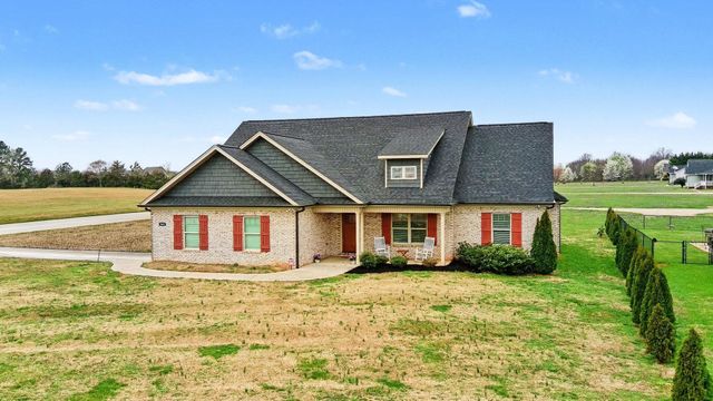 903 Love Springs Road, Cowpens, SC 29330