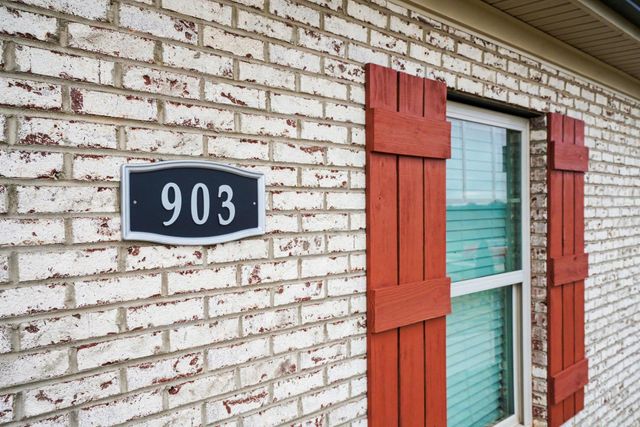 903 Love Springs Road, Cowpens, SC 29330