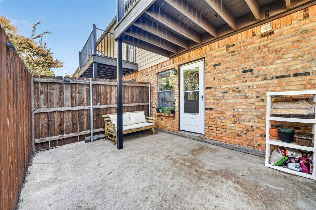 1133 Dallas Drive, Denton, TX 76205 — photo 5