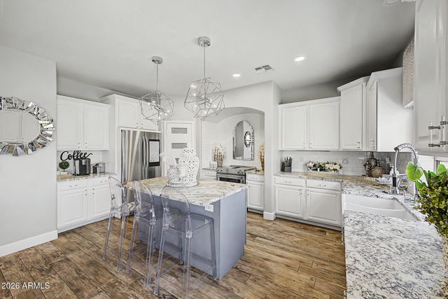 2826 E SAGUARO PARK Lane, Phoenix, AZ 85024