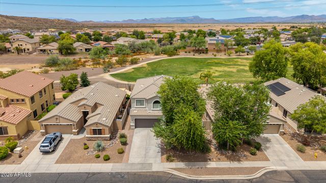 2826 E SAGUARO PARK Lane, Phoenix, AZ 85024
