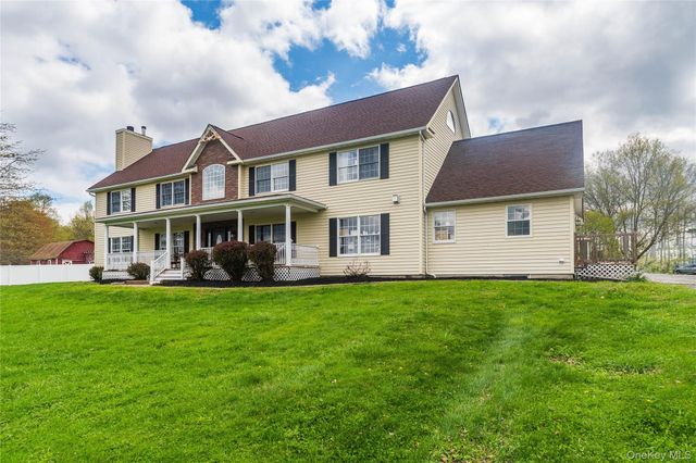 107 Dunthorne Drive, Bloomingburg, NY 12721