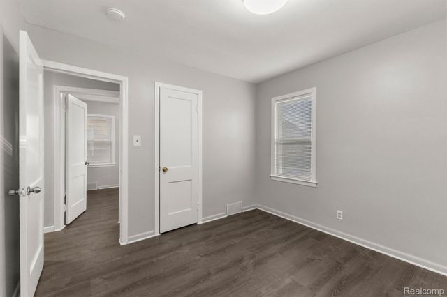 14592 OCONNOR Avenue, Allen Park, MI 48101