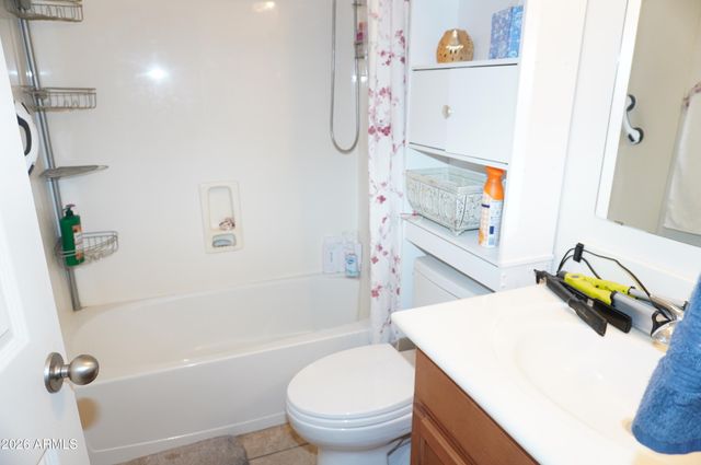 29285 N YELLOW BEE Drive, San Tan Valley, AZ 85143