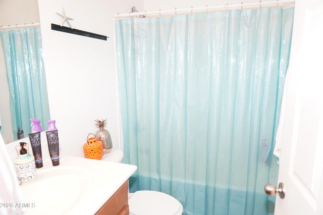 29285 N YELLOW BEE Drive, San Tan Valley, AZ 85143