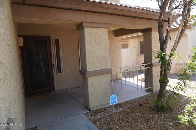 29285 N YELLOW BEE Drive, San Tan Valley, AZ 85143