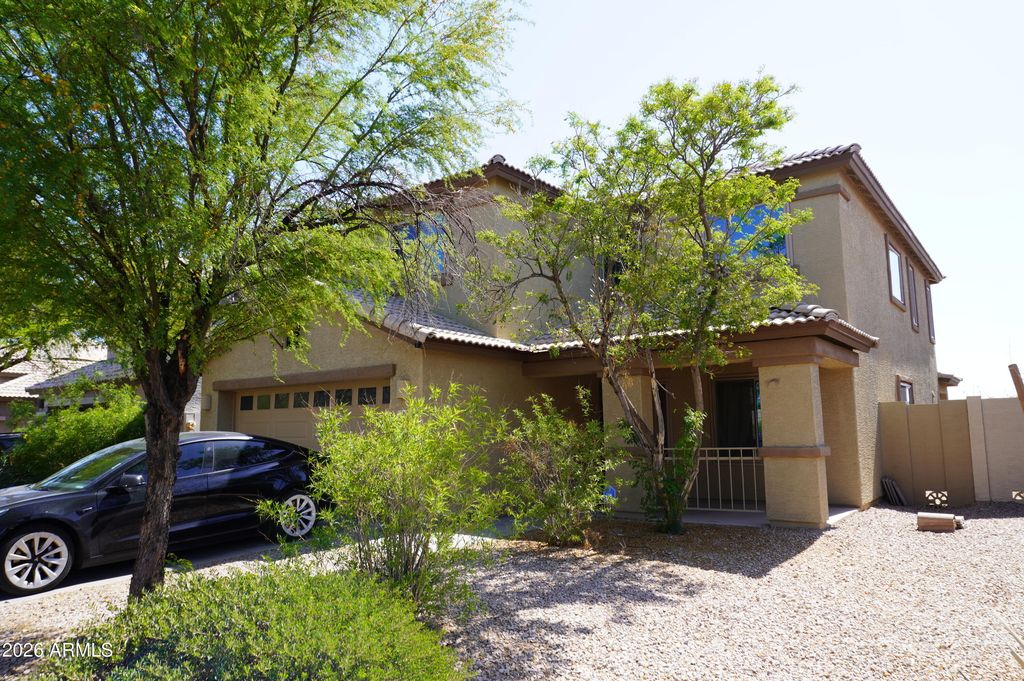 29285 N YELLOW BEE Drive, San Tan Valley, AZ 85143